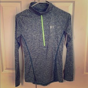 NEVER WORN Under Armour gray long sleeve top - size x-small
